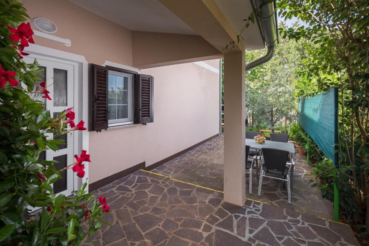 Appartement Mario à Poreč Extérieur photo